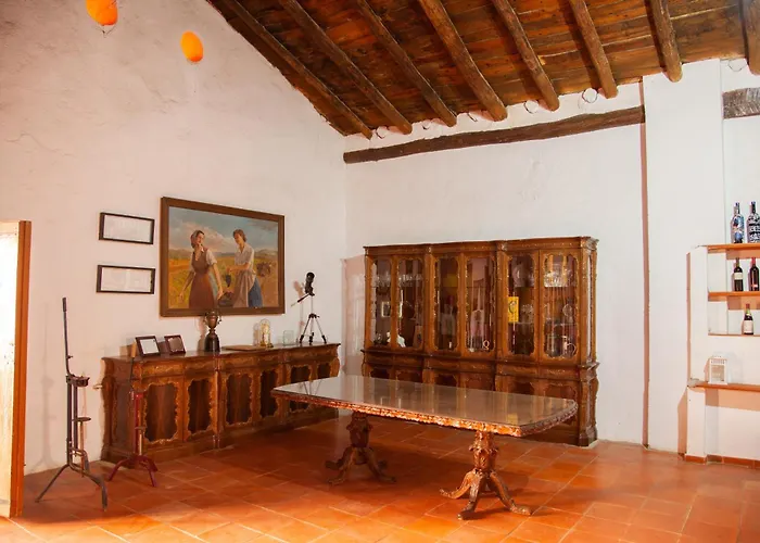 Bodega Vera De Estenas Hotel