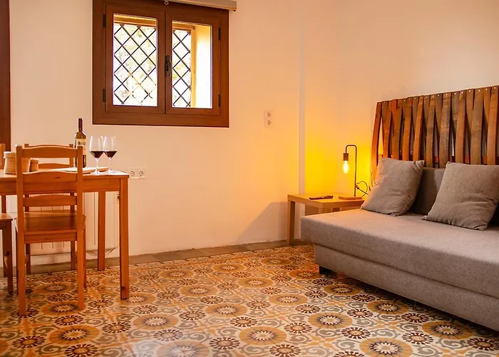 Bodega Vera De Estenas Hotel *