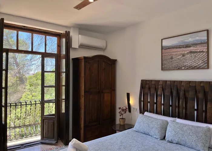 Hotel Bodega Vera De Estenas *